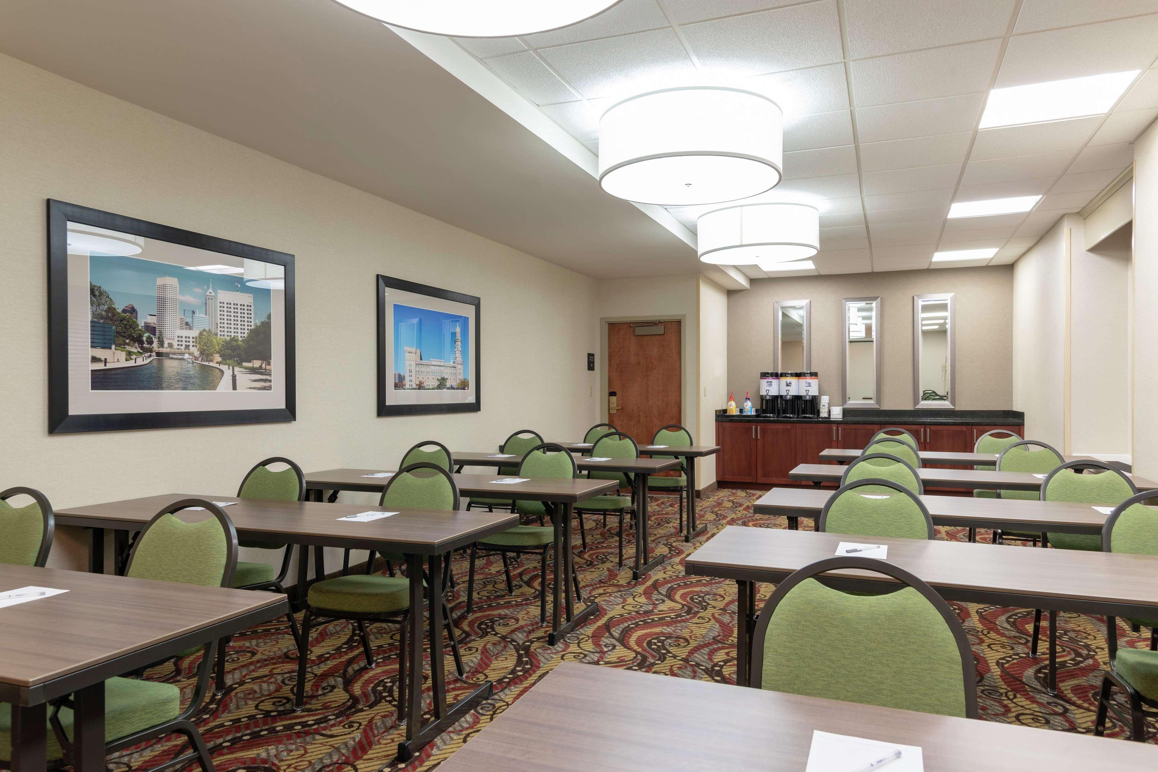 Hampton Inn Indianapolis Downtown Across From Circle Centre Indianápolis Exterior foto